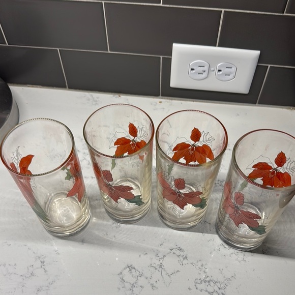 Floral Glass Tumbler - Picture 5 of 5